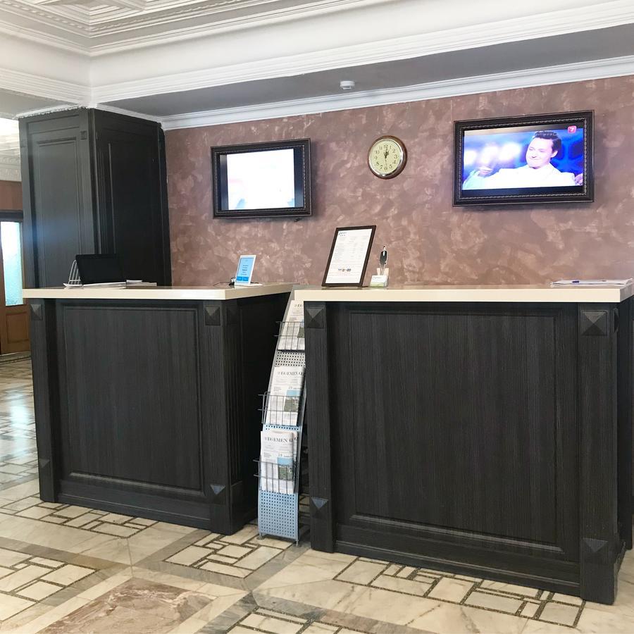 Hotel Tourist Астана Экстерьер фото