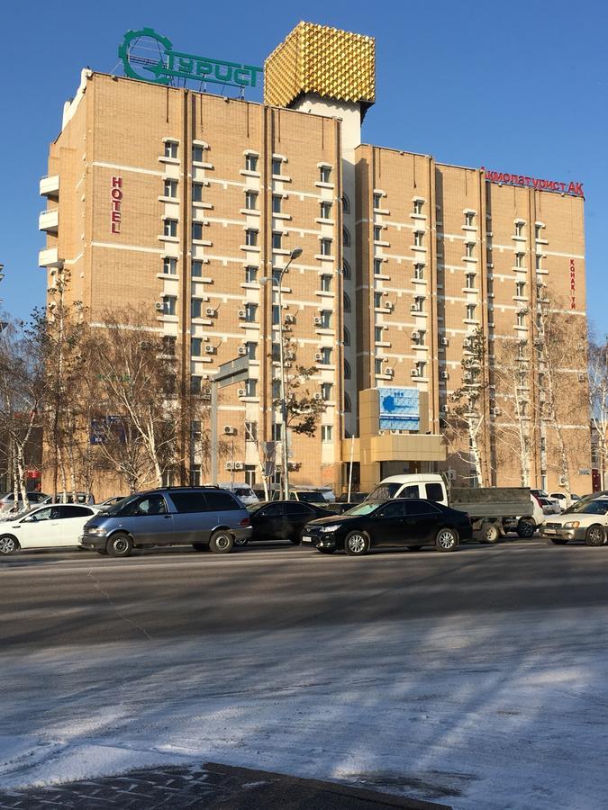 Hotel Tourist Астана Экстерьер фото