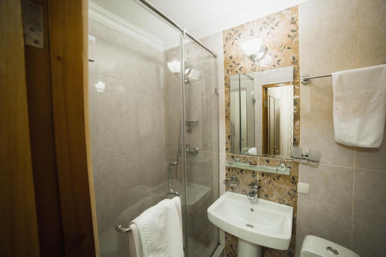 Hotel Tourist Астана Экстерьер фото